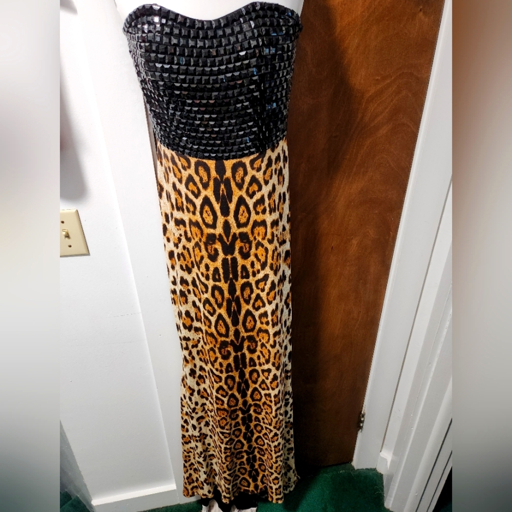 Leopard Print Strapless Floor Length Dress NWOT
